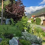 Im Chasa Stefania, Bergblicktraum Mit Garten Und Sauna Daire *