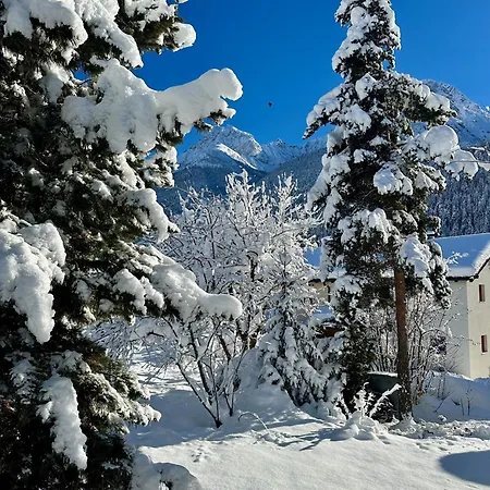 Im Chasa Stefania, Bergblicktraum Mit Garten Und Sauna